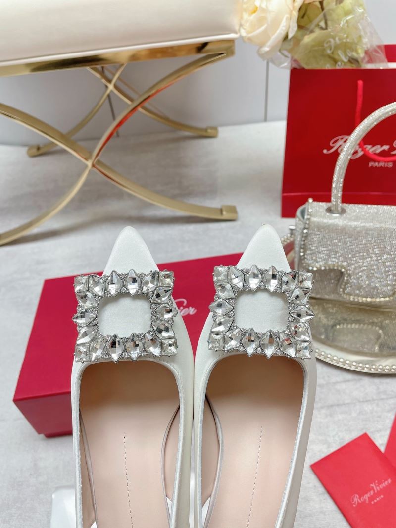 Roger Vivier flat shoes